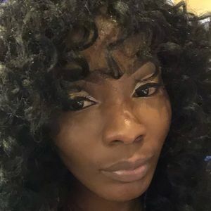 Meet your Posher, Tonisha